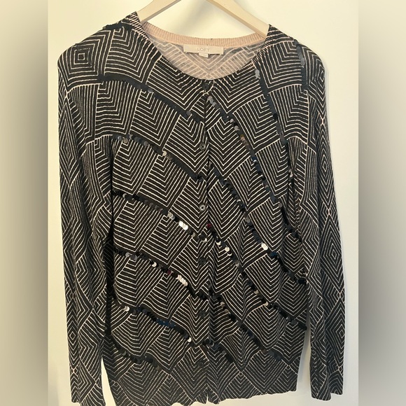 LOFT Tops - LOFT Black and White Geometric Button-Front cardigan size L